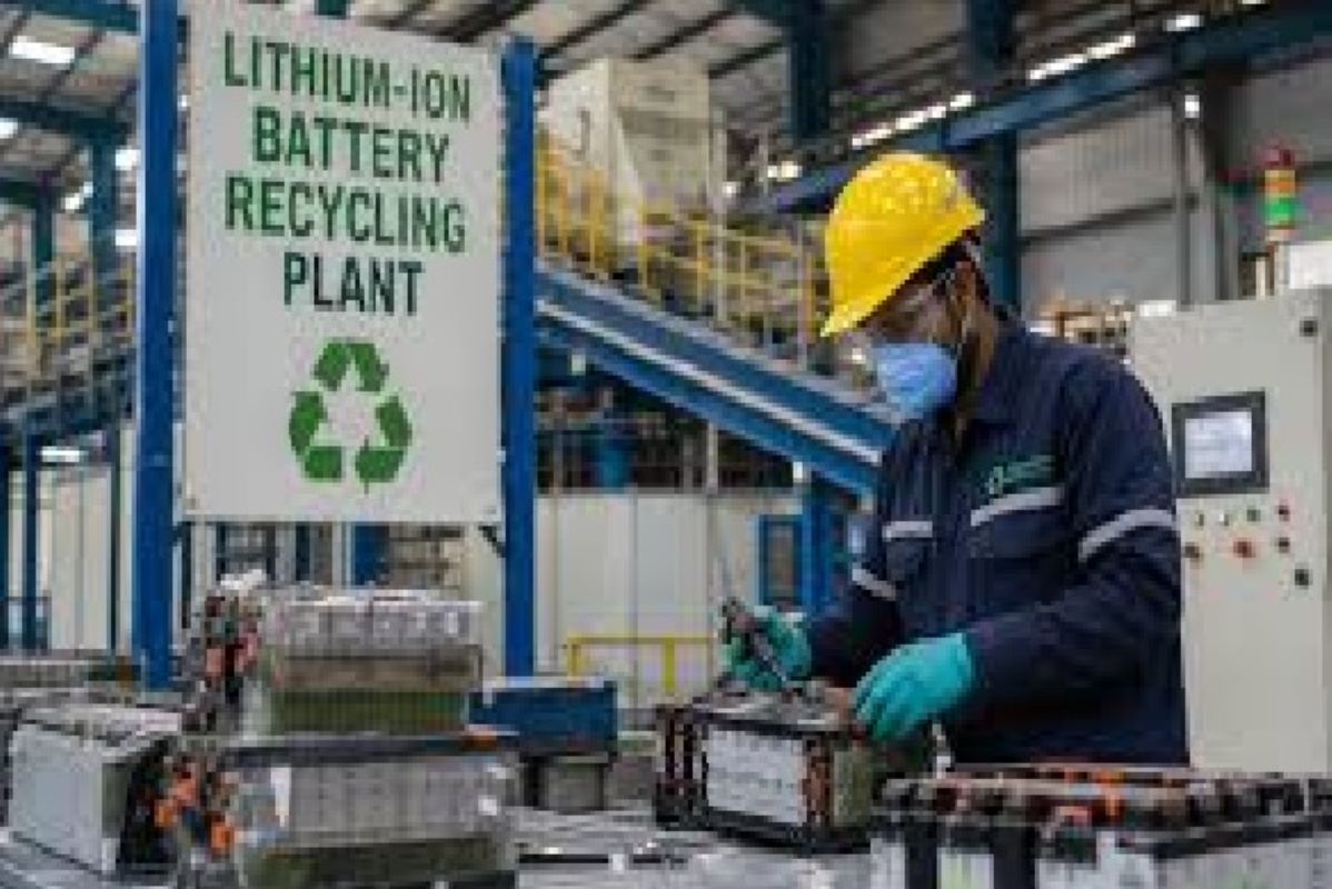 CSIR-NML signed an MoU for the commercialization of battery recycling technology